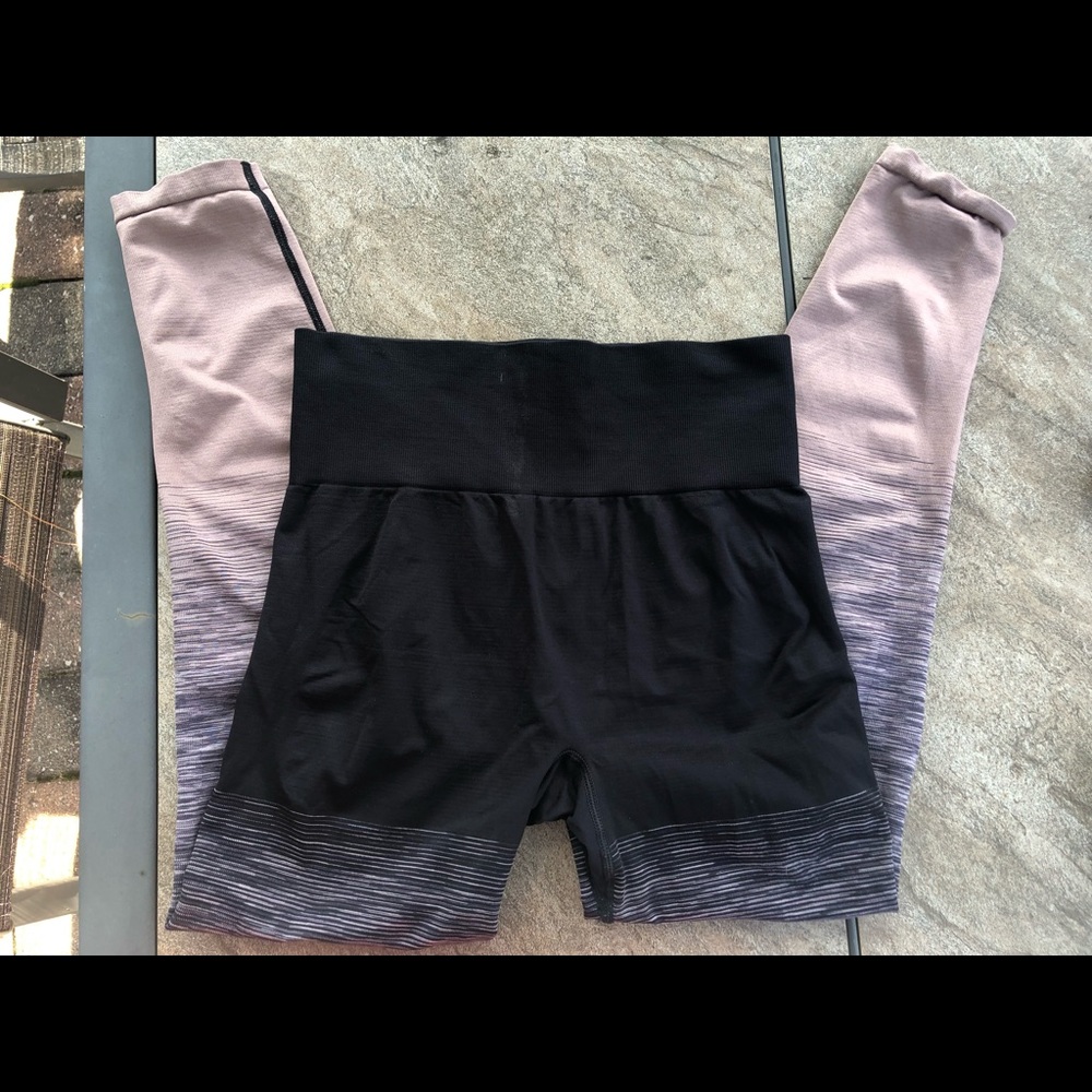 Pink VS Leggings